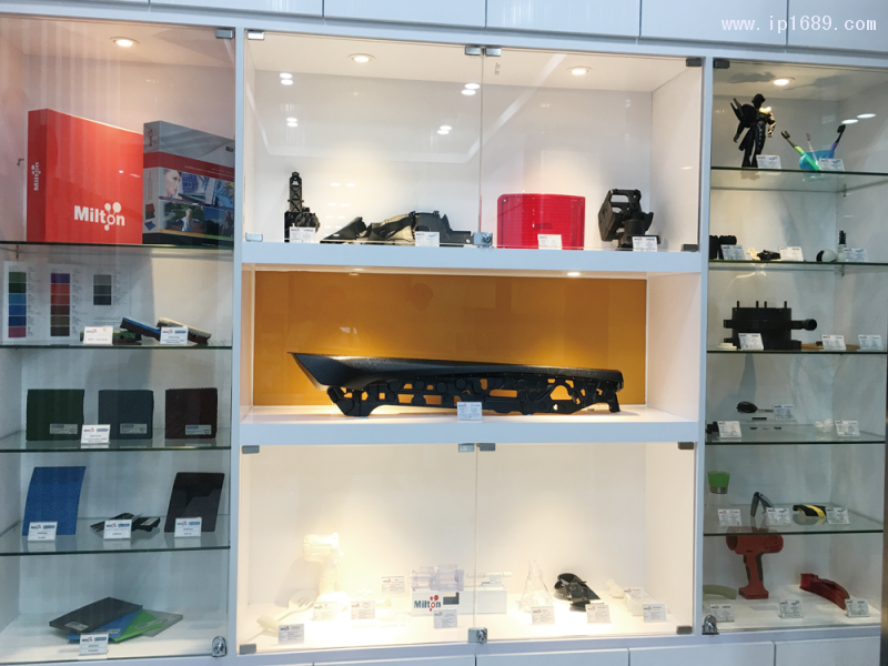 東莞港塑塑料有限公司產(chǎn)品、原料展示-(2)
