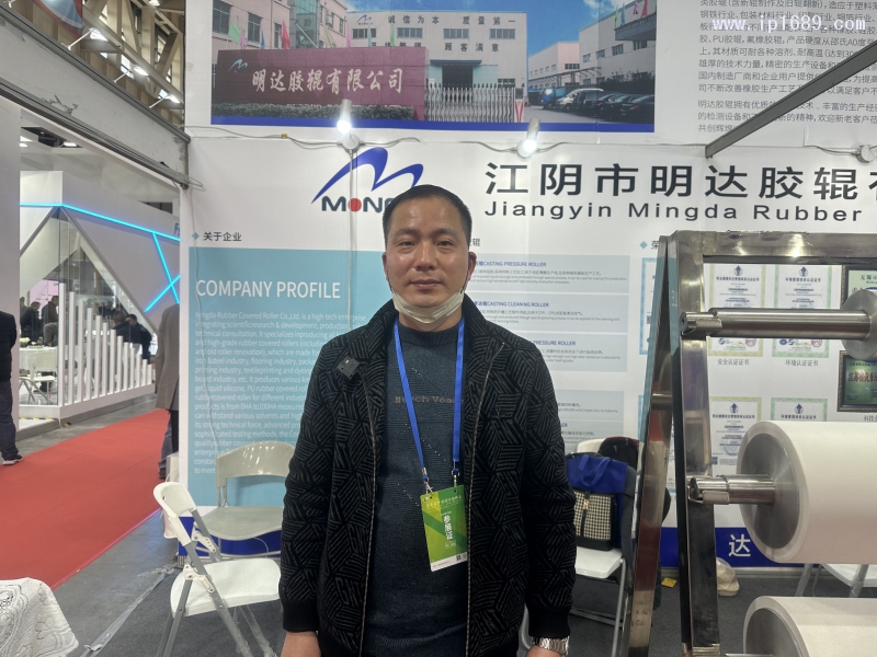 江陰市明達(dá)膠輥有限公司 銷(xiāo)售經(jīng)理朱建銘
